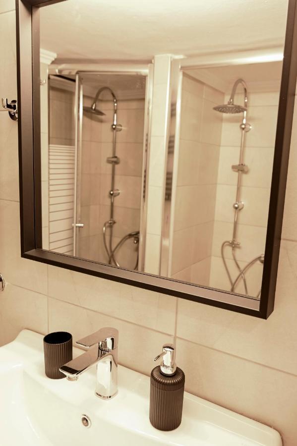 Thessaloniki Center Deluxe Apartment מראה חיצוני תמונה